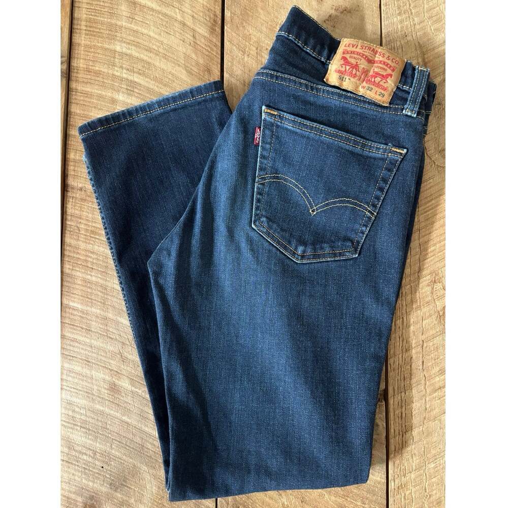 LEVI’S Men’s Unisex Dark Blue Denim Jeans Mid Rise — W32 L27  *tag says W32 L29*